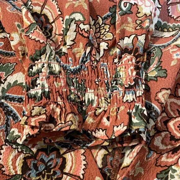 Ann Taylor LOFT X-Large Women Blouse Top Floral Multicolor V-Neck‎ Long Sleeve - Picture 5 of 9